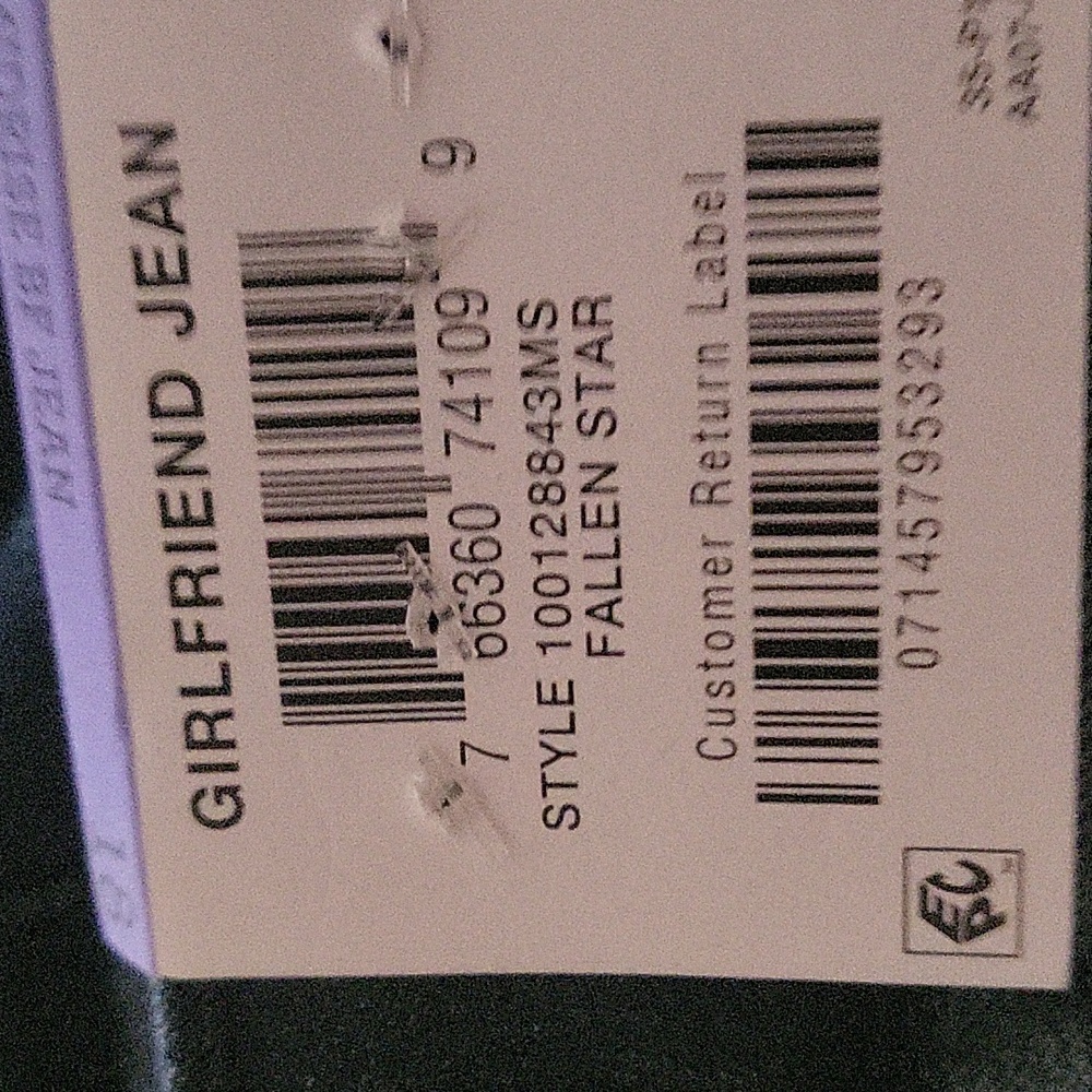 GIRLFRIEND/BOYFRIEND MIDRISE BF JEANS SIZE 18 NEW! curvy!